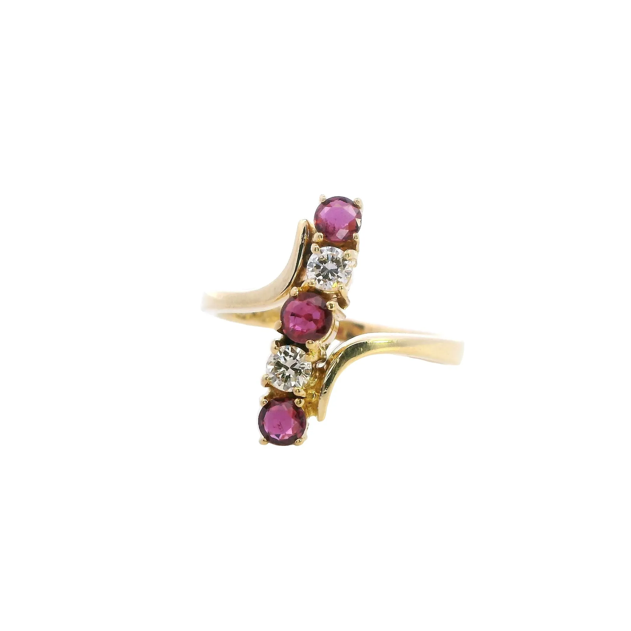 Captivating 18ct Yellow Gold Ruby & Diamond Wave Ring