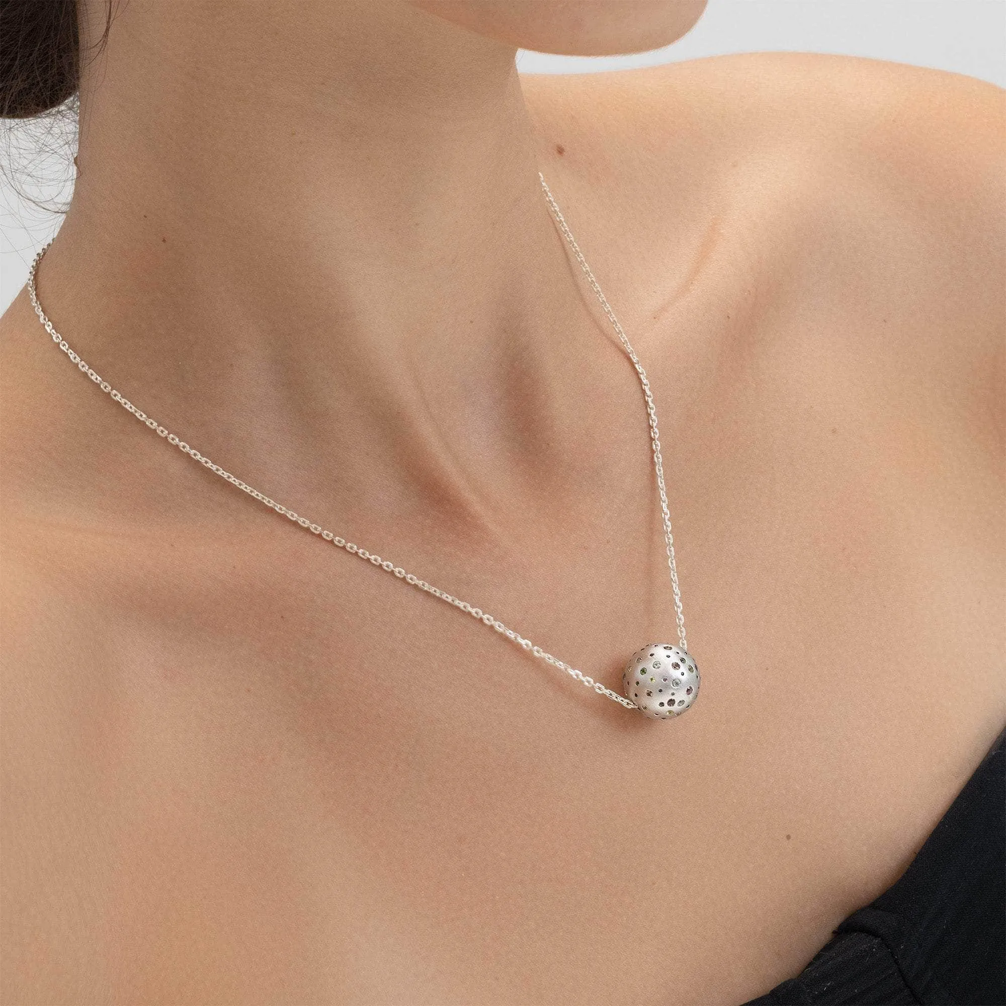 Dalia Mixed Sapphire Necklace (White Rhodium)