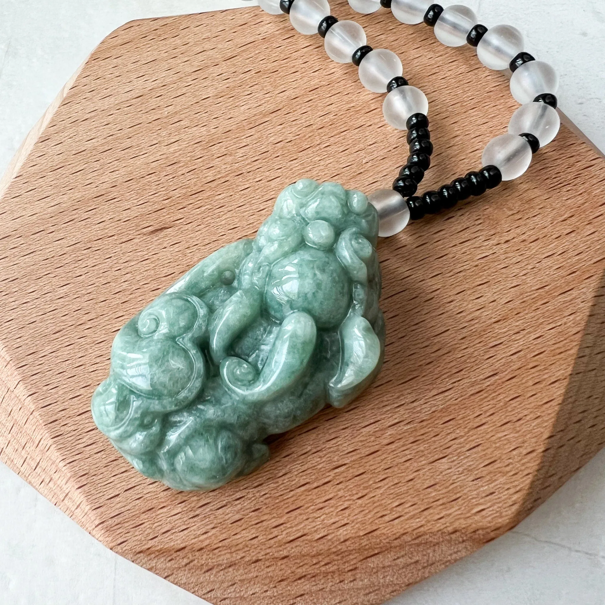 Green Jadeite Jade, Dragon Pixiu Pi Xiu, 貔貅, Right Side Pendant, Dragon Chinese Carved Pendant, YJ-0622-0362012-1