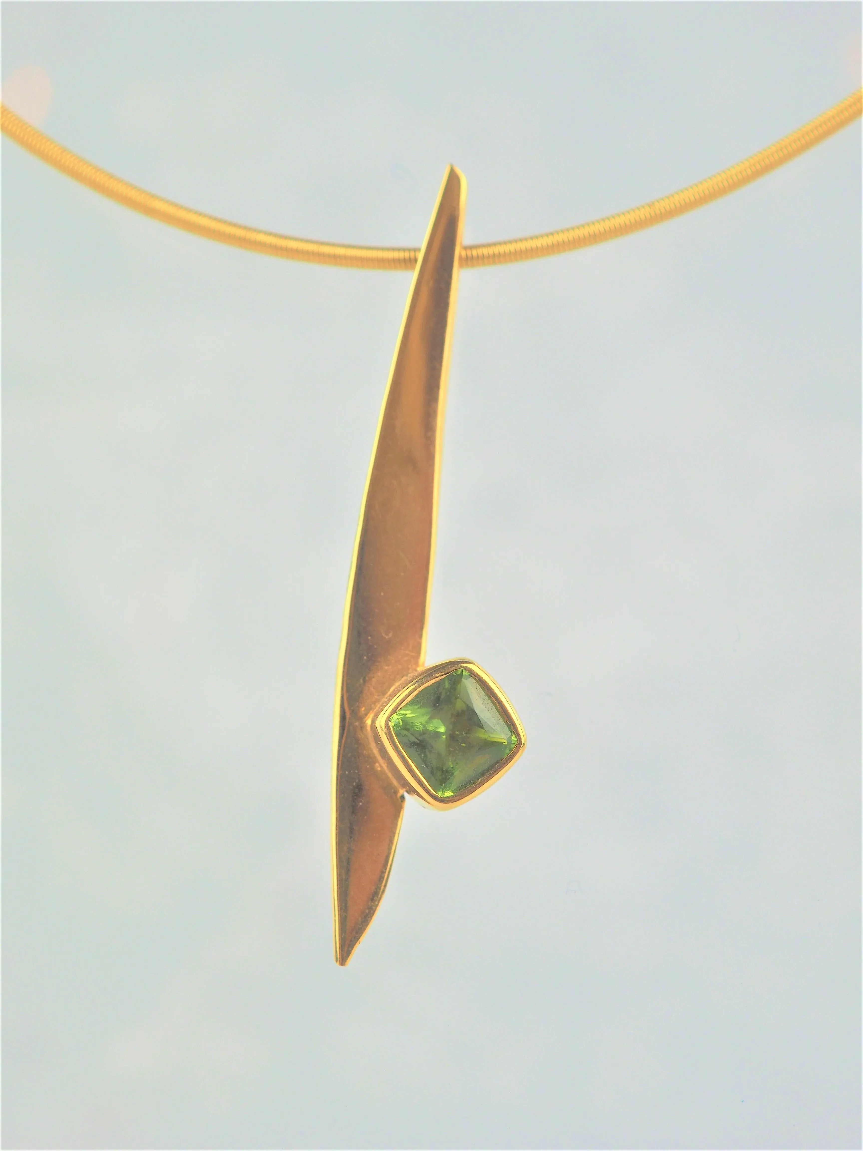 Heaslip, Natasha – Gold and Peridot Pendant