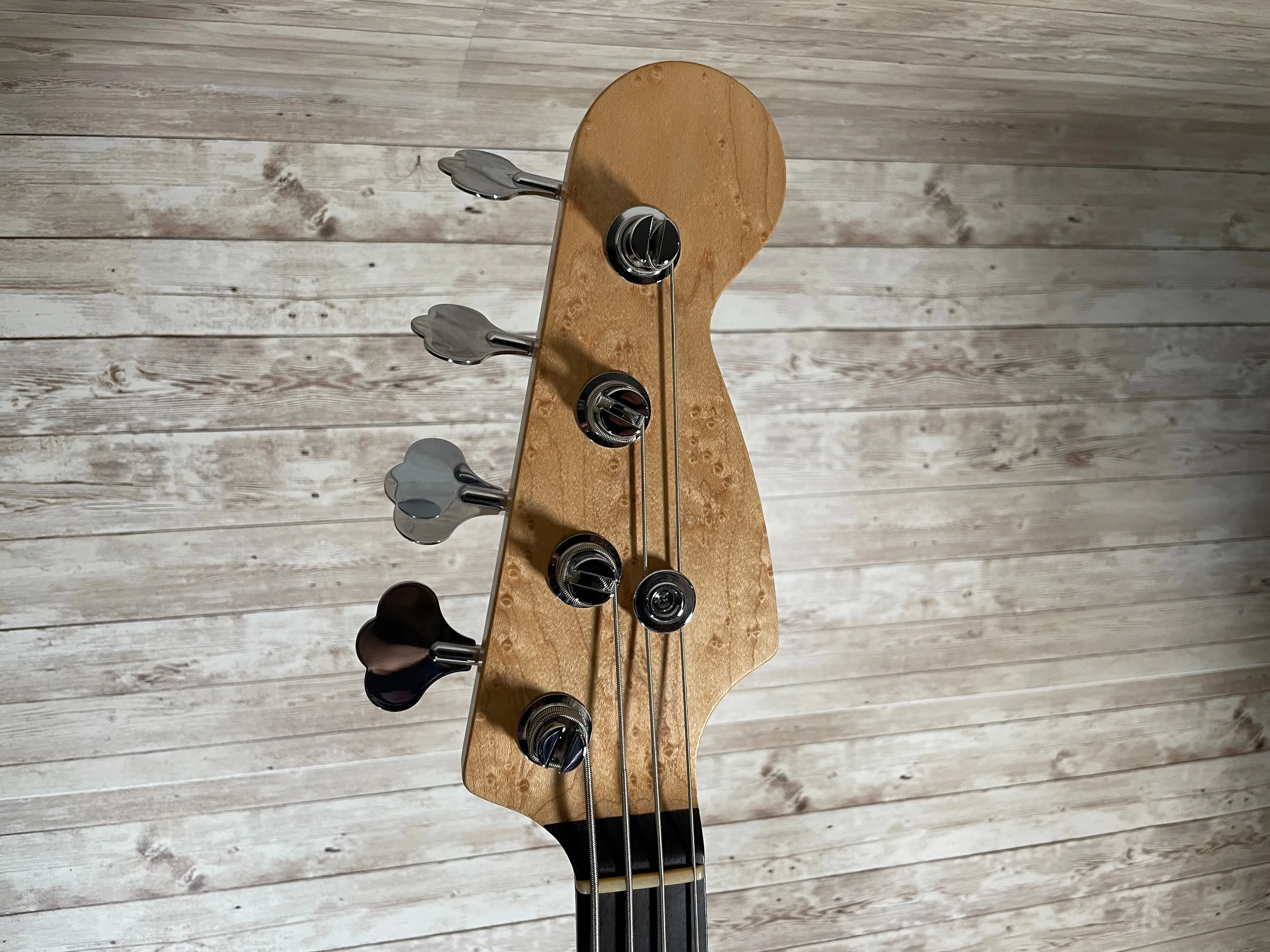 J-Style Premium Parts Bass Used