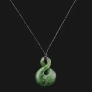 Natural Jade Single Twist Necklace Perfect Gift for Bridesmaids, crafted from Green Flower Jade with Exquisite Detail Beautiful Jewelry